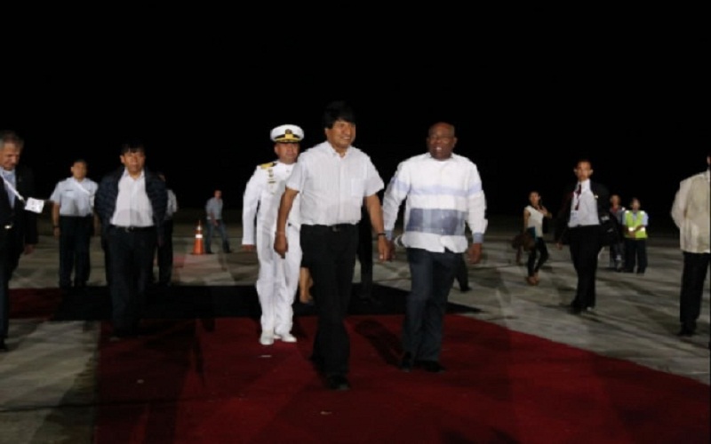 El presidente de Bolivia, Evo Morales, arribó a la isla de Margarita en la madrugada de este sábado