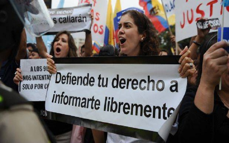 Nicolás Maduro busca "silenciar definitivamente" a los comunicadores venezolanos
