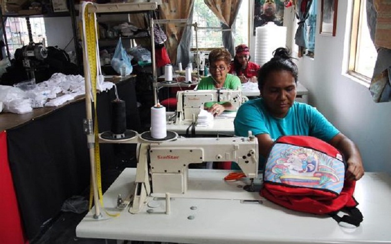 Maduro anunció este viernes la inauguración de la textilera San Marcos de León