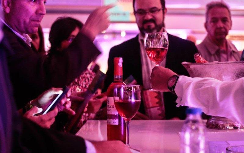 Bodegas Pomar presentó sus nuevos Vinos Jóvenes en su evento Vinos y Tapas Bar