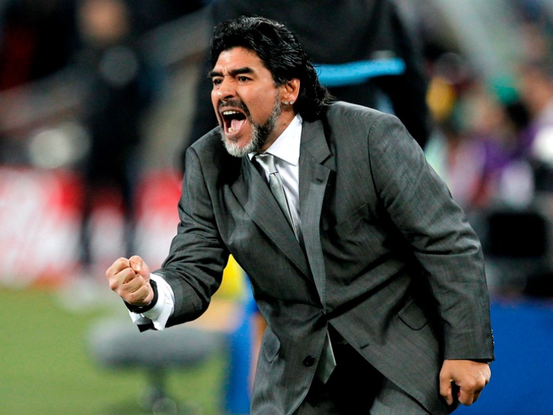 El exjugador argentino Diego Armando Maradona reiteró su rechazo a pagar su deuda tributaria con el estado italiano, que según sus acusadores supera los 40 millones de euros