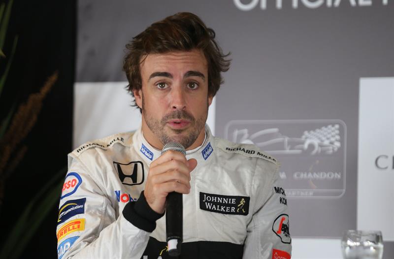 El doble campeón mundial de Fórmula 1 Fernando Alonso admitió que a los pilotos de origen latino no se les da "la última oportunidad" con tanta "facilidad como a otros"