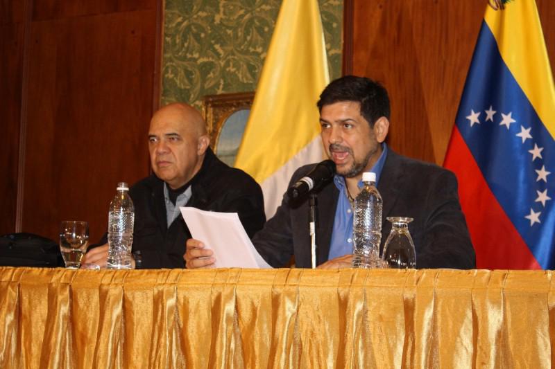 Ocariz subrayó que la oposición no asistirá al encuentro pautado para el 13 de enero de 2017 hasta quel Gobierno "no cumpla con lo acordado”