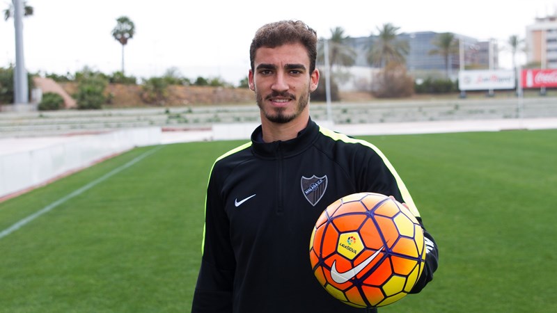 "Me mantuve fuerte, entrenando y trabajando como debía hacerlo", afirmó Villanueva en una rueda de prensa tras el entrenamiento de Málaga