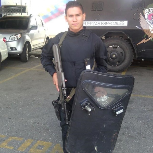 En el hecho perdió la vida el detective Oswaldo José Rondón de 29 años quien estaba adscrito al grupo BAE en Caracas