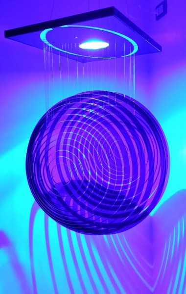 Escultura Suspendida-Esfera Violeta
