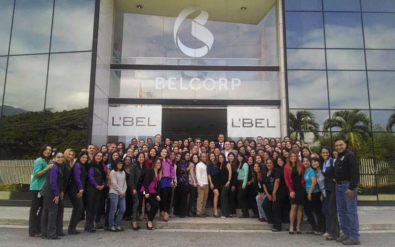 Belcorp otorga reconocimientos a sus empleados por años de servicio