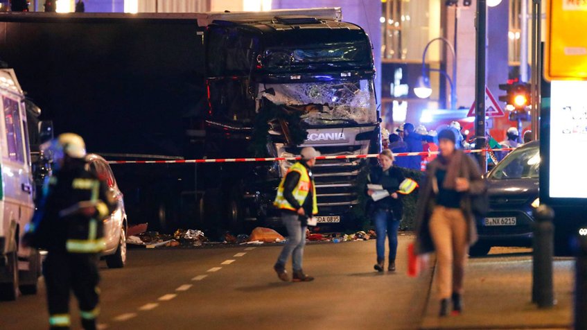 Afirman que chofer del camión del ataque de Berlín murió antes del atentado