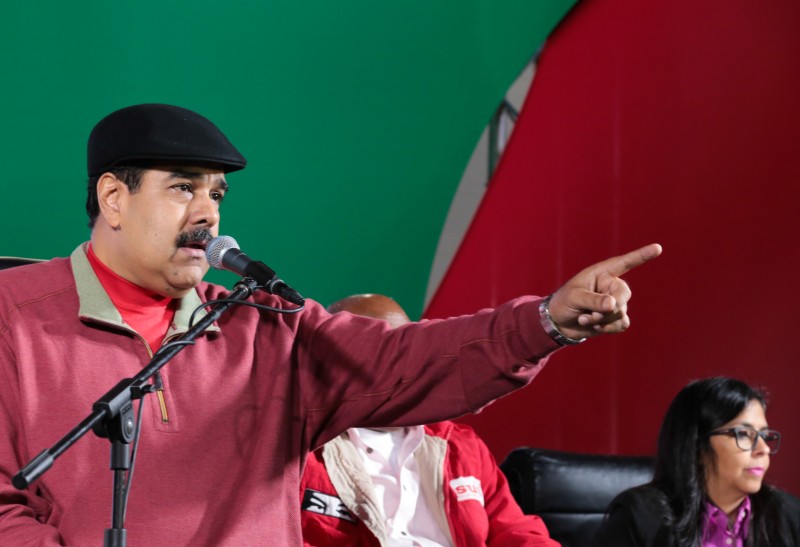 El presidente Maduro sostuvo que el 2016 debe culminar "en ofensiva" y de allí la importancia de la "prueba especial" del próximo 17 de diciembre