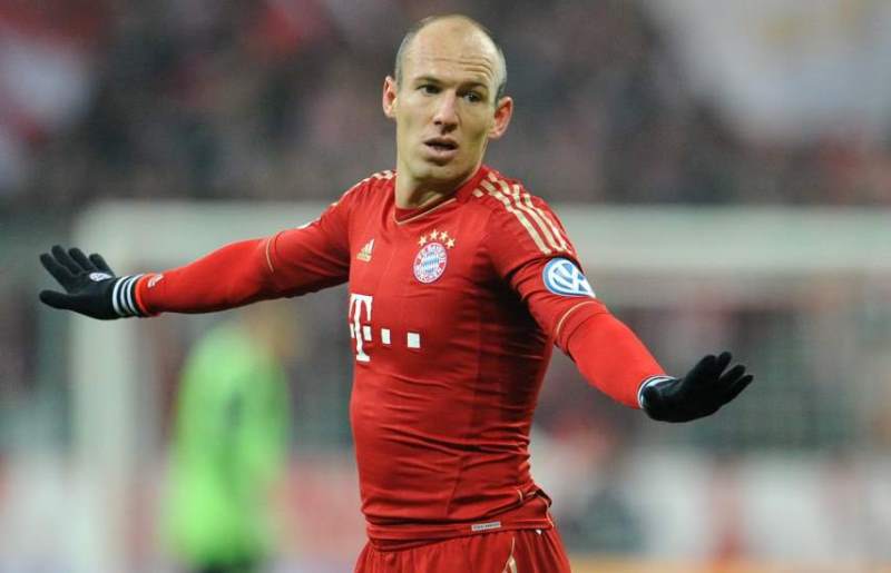 El holandés Arjen Robben está a punto de renovar su contrato con el Bayern por una temporada más, hasta 2018, informó este lunes el club alemán