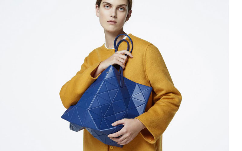 García presenta el bolso "Origami", inspirado el arte japonés -