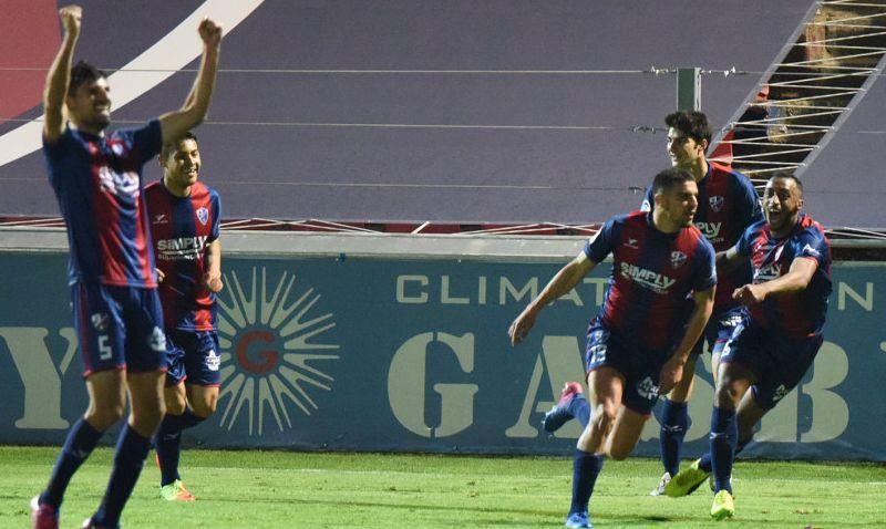 Un gol del venezolano en el minuto 94 dio el triunfo al Huesca ante el Mallorca (2-1) en la la trigésima jornada de Segunda División de España