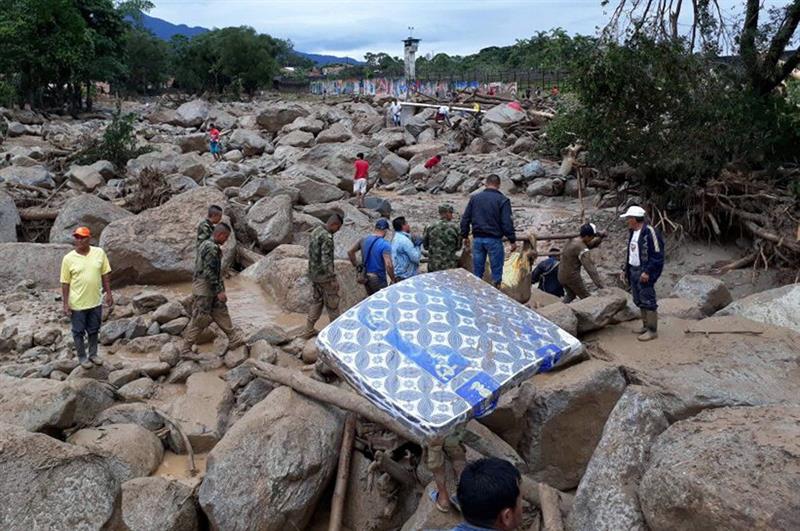 Murieron 112 personas en una avalancha en la ciudad colombiana Mocoa