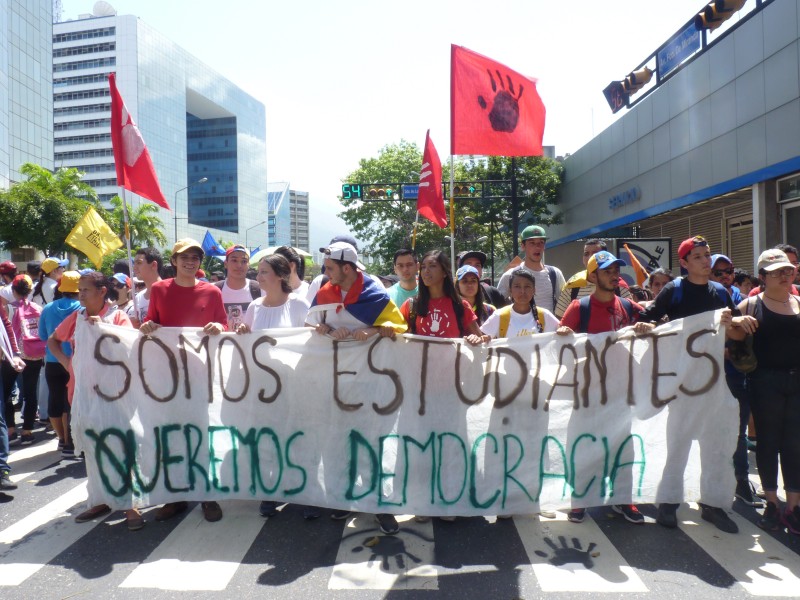 El Movimiento Estudiantil también se hizo presente en la protesta / Foto: Lewin Granados 