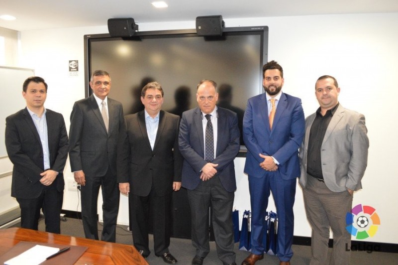 El presidente de LaLiga, Javier Tebas, ha recibido a representantes de la Asociación de Venezuela de Fútbol (FUTVE), que buscan aprender sobre la estrucutura del futbol ibérico