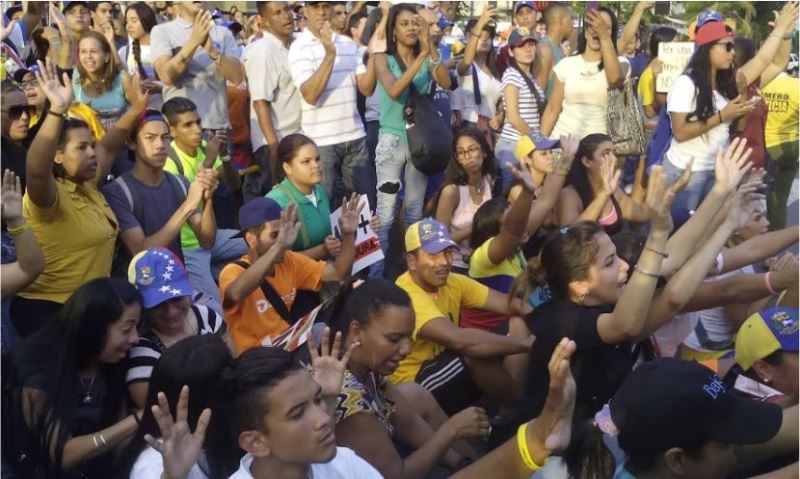 Rodríguez destacó que durante las diferentes concentraciones se ha logrado contar con una importante participación de la juventud sumándose de manera espontánea/ Foto: Cortesía