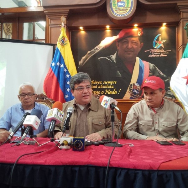 Gerardo Molina, secretario general de Gobierno instó a la oposición a mostrar los heridos