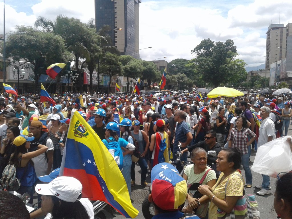 Marcha en Carabobo el 24 de mayo