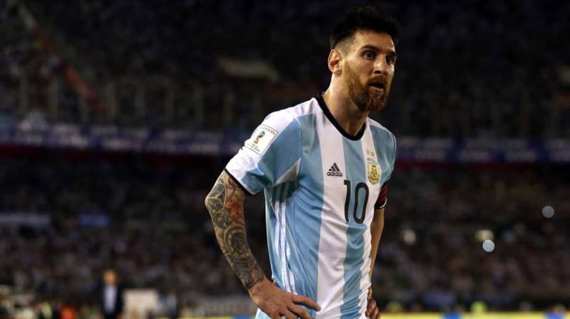 Messi cumplió el primer partido de sanción el pasado 28 de marzo ante Bolivia, partido en el que Argentina perdió por 2-0,