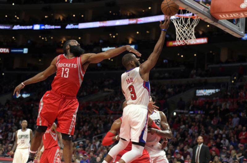 El base, de 32 años, se ha clasificado como uno de los bases elites por más de una década, jugará la próxima temporada al lado James Harden