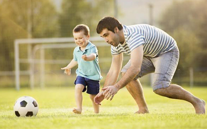 El deporte entre padres e hijos ayuda a mantener una vida saludable