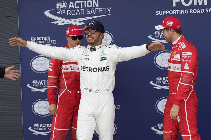 Autor de la 'pole' con una superioridad aplastante, el británico dejó clara su intención de triunfar por quinta vez en el GP de Gran Bretaña de Fórmula Uno