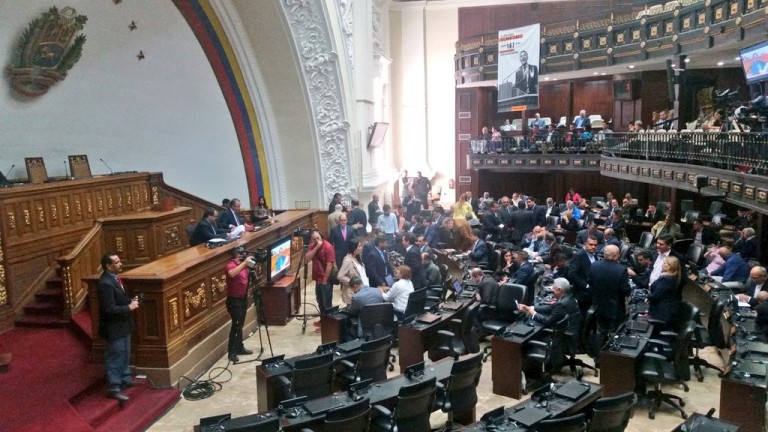 Asamblea Nacional aprueba designación de Rafael González como vicefiscal