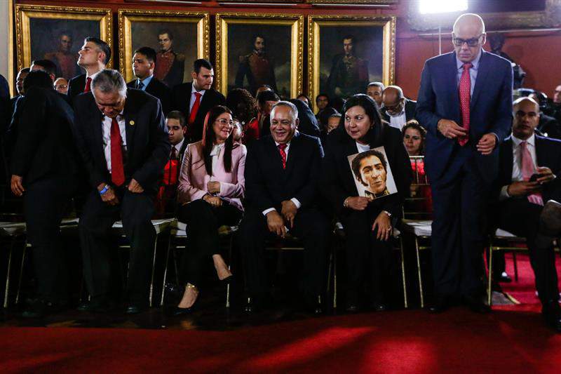 Asamblea Nacional Constituyente remueve de su cargo a Luisa Ortega Díaz