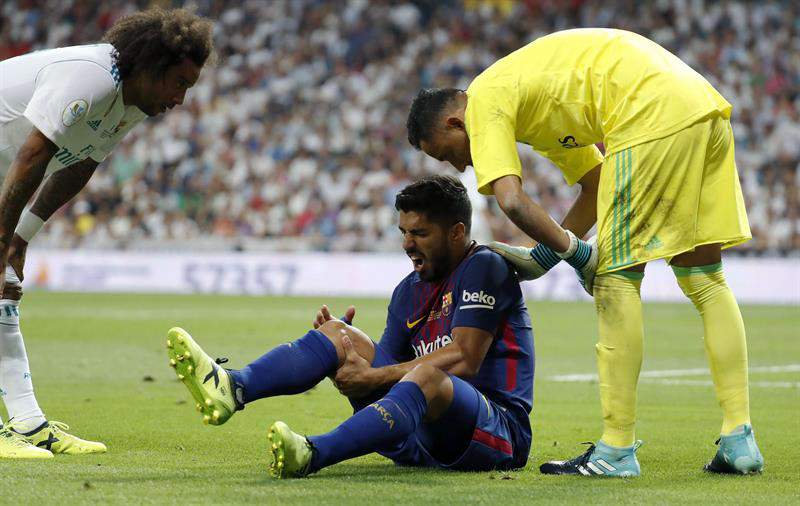 "El tiempo estimado por la Sanidad del club Barcelona para su rehabilitación es de cuatro a cinco semanas", apunta el escrito de la AUF