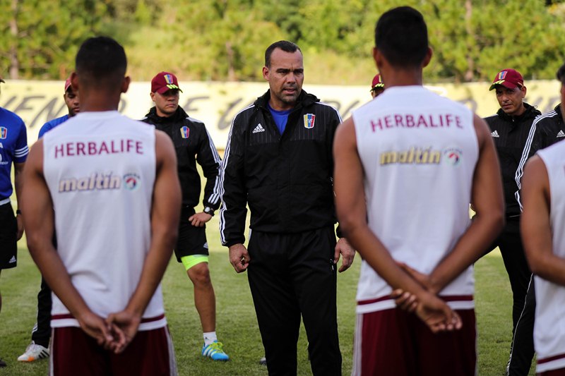 La selección nacional absoluta realizó su primer entrenamiento en la ciudad de San Cristóbal