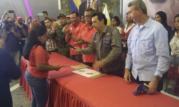 En Vargas ya se entregaron las credenciales a los constituyentistas electos el 30JUL