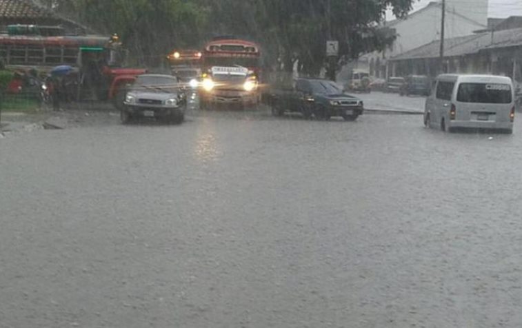 Al menos 480 personas resultaron afectadas por una inundación que se registró por las copiosas lluvias en el municipio de Panzós del departamento de Alta Verapaz, en el norte de Guatemala/ Foto: Prensa Libre