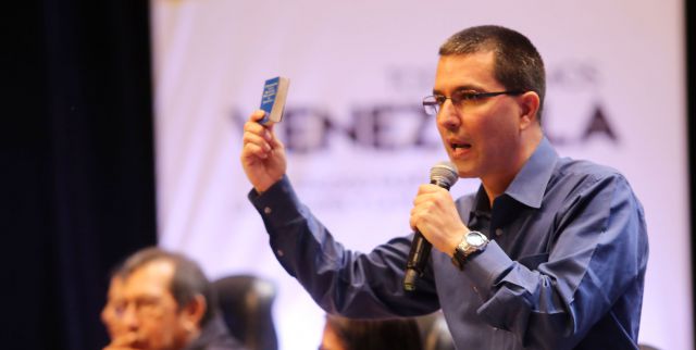 Arreaza afirma que en socialismo se construye "esperanza" para Venezuela