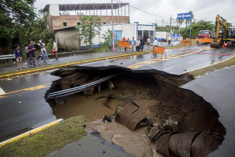 Tormenta Nate dejó 16 muertos y más de 30.000 afectados en Nicaragua