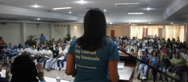 María Corina Machado desde Maturín presentó la plataforma independiente “Soy Venezuela” / Foto: Nataly Koussa 