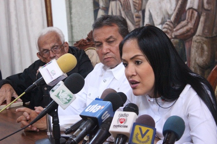 Gobernadora Laidy Gomez Visita Mérida