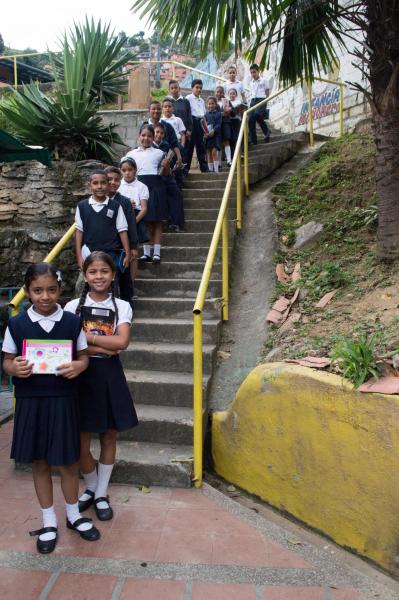 En Fé y Alegría desorrollan programas para atenuar el ausentismo y el éxodo escolar. Foto: Prensa Fe y Alegría