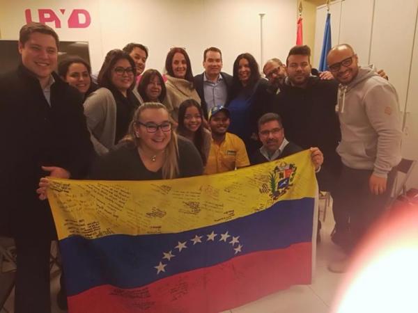 Venezolanos en España consolidan el FAVL/Foto: NDP