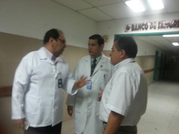 Renny Cárdenas , director de hospital, alertó sobre la falta de profesionales en la institución