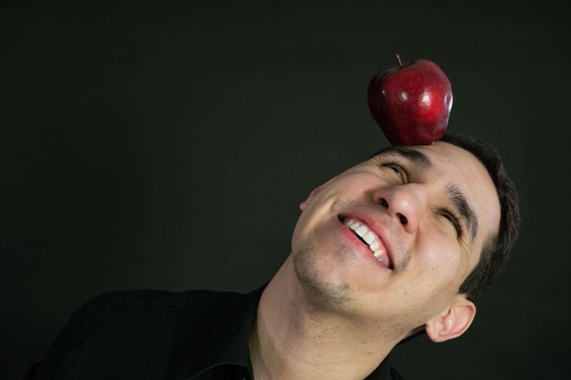 Rodrigo Albornoz y su curso "Contando Manzanas"