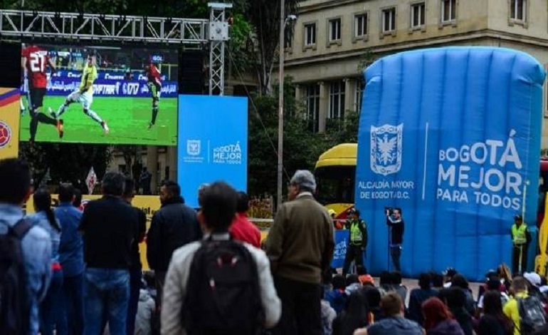 colombia bogota pantalla gigante