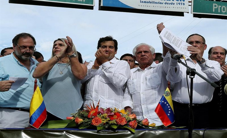 diputados asamblea nacional legisladores colombianos frontera