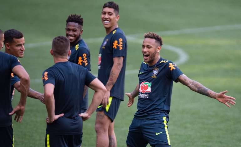 Neymar y varios nuevos enfrentan a Estados Unidos