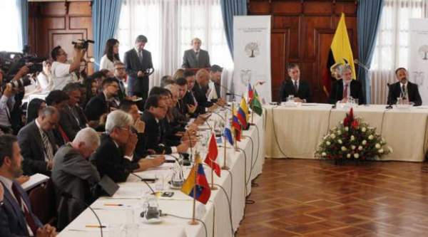 El puesto que le correspondía a la delegación de Venezuela (izq.) permaneció vacío/ Foto: Patricio Terán - Diario El Comercio