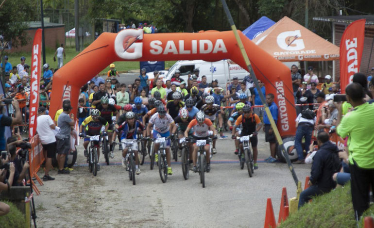 Johángel Ramírez y Andrea Contreras fueron los ganadores de la 3era Válida XXV Circuito Gatorade de bicicleta de montaña