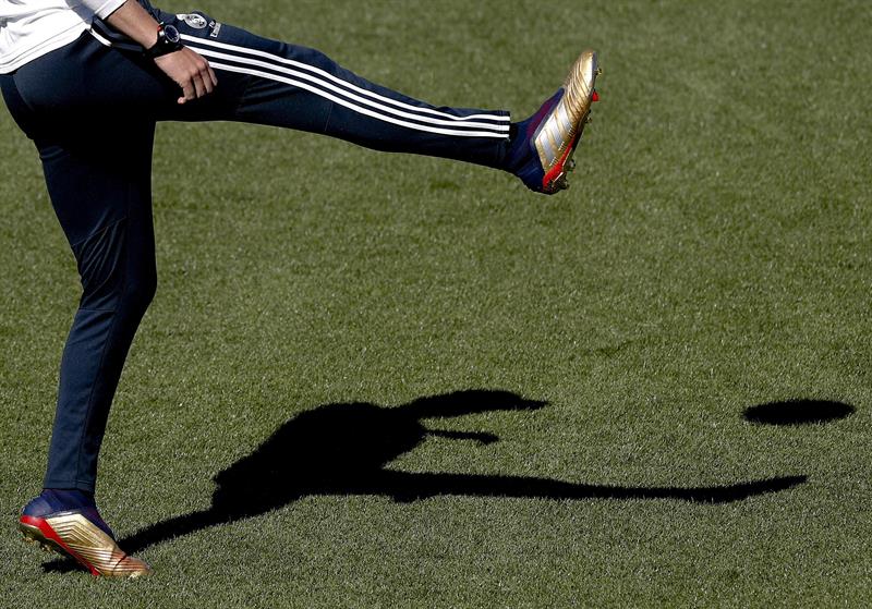 luces Perth Blackborough Numérico El Real Madrid renueva su vínculo con Adidas - Analitica.com