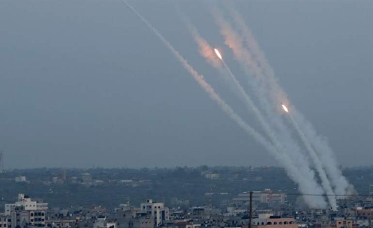 Israel y facciones palestinas en Gaza intercambian proyectiles