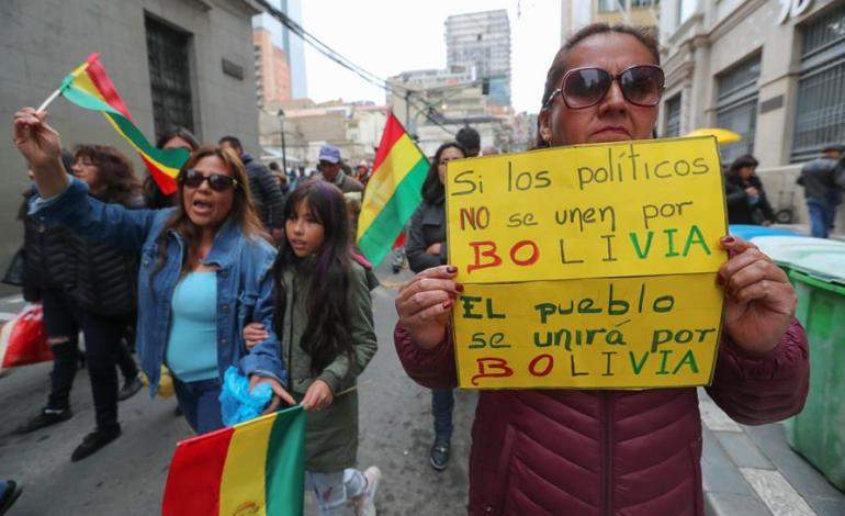 Comienza carrera electoral en Bolivia