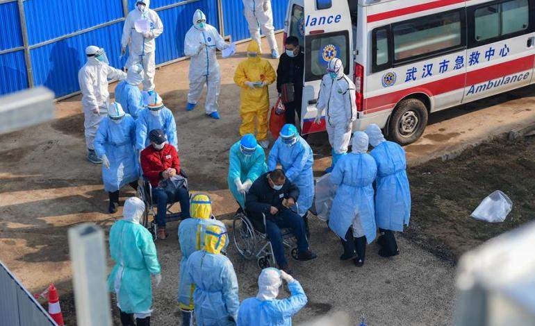Más de 400 fallecidos por coronavirus en China