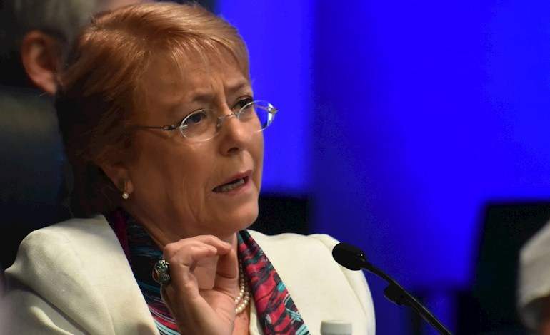 Venezuela reduce cada día más los espacios democráticos según Bachelet